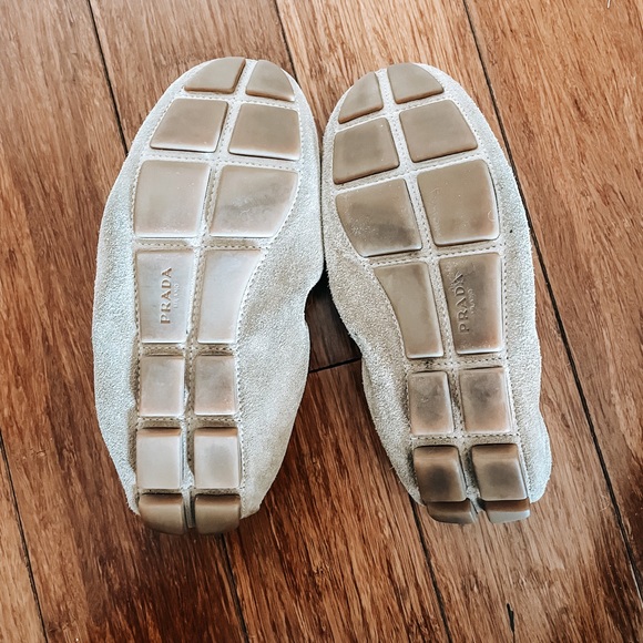 Prada Suede Scrunch Driver - Beige - Picture 5 of 6